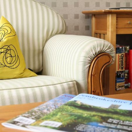 Bed and Breakfast Ty Llwyd Treffynnon Zewnętrze zdjęcie